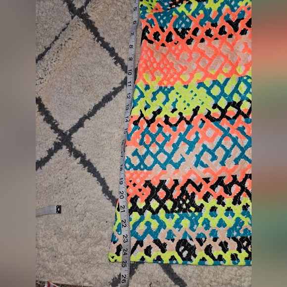 Milly bright colored v neck textured mini dress with contrasting zipper size 6 - Picture 7 of 7